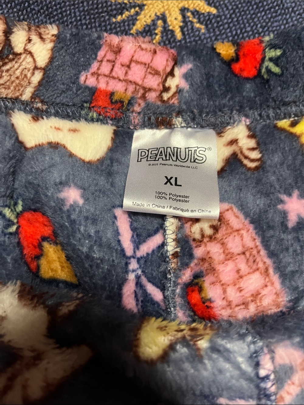 Peanuts Navy Lounge Shorts with Snoopy Xl - Picture 4 of 6